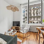 Le Louvre & Hotel De Ville - Cityapartmentstay